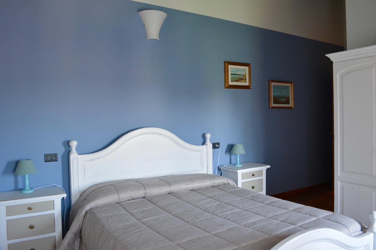Agriturismo Borgo Tecla Rosa Luaran gambar