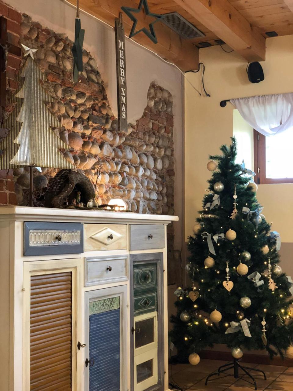 Agriturismo Borgo Tecla Rosa Luaran gambar