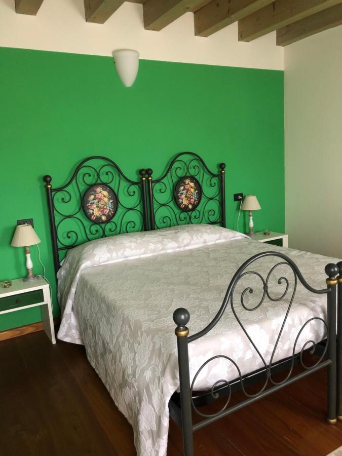 Agriturismo Borgo Tecla Rosa Luaran gambar